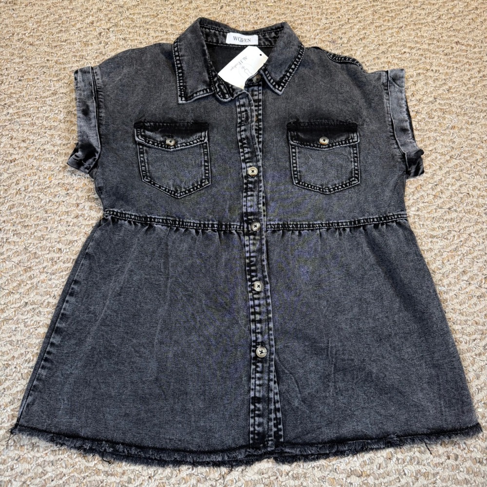 NWT Washed Black Babydoll Top Denim Sleeveless Button Down Frayed Hem Small